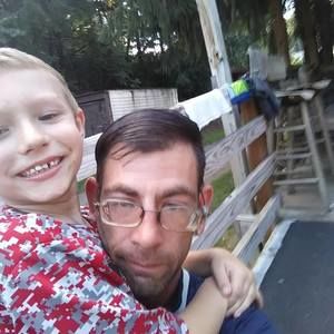 Meet your Posher, Bobby